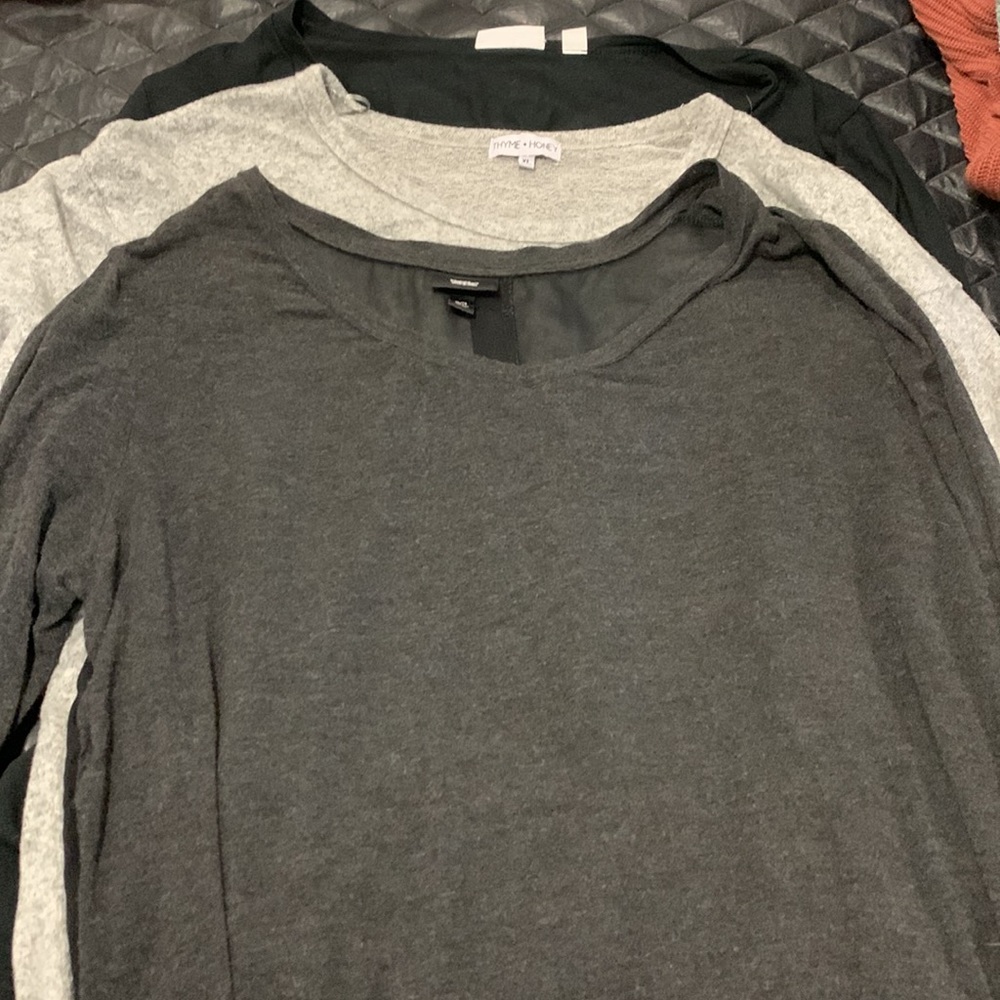 Lot of 3 long sleeve tops